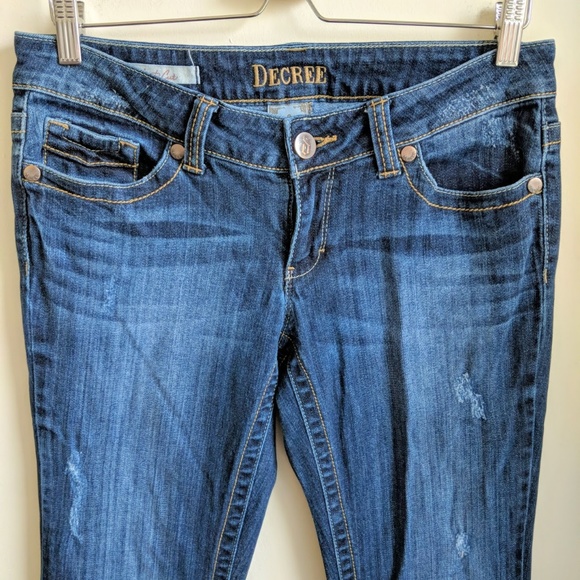 [Decree] Bootcut Distressed Jeans Sz 9 - Picture 3 of 6